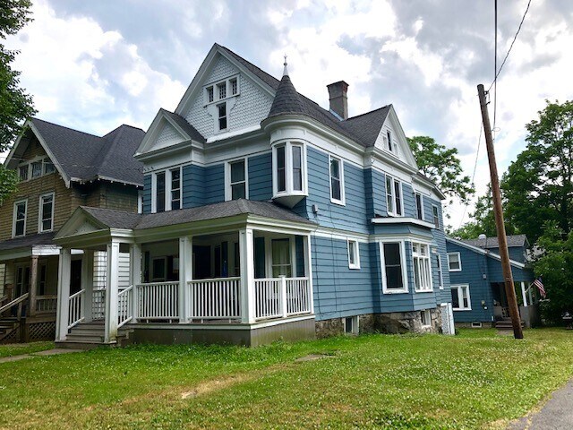 856 Lancaster Ave in Syracuse, NY - Building Photo