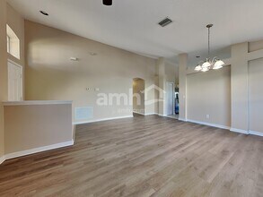 5334 New Savannah Cir in Wesley Chapel, FL - Building Photo - Building Photo