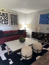 Falcon Glen in Mesa, AZ - Building Photo - Building Photo