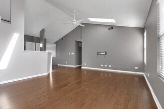 609 Esla Ct in Naperville, IL - Building Photo - Building Photo