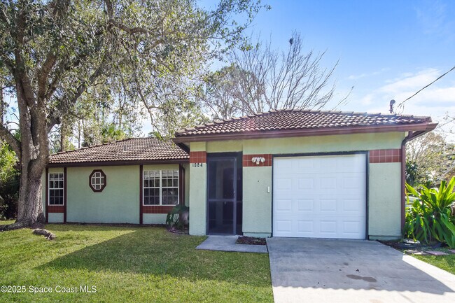 property at 1084 Thompson Rd SW