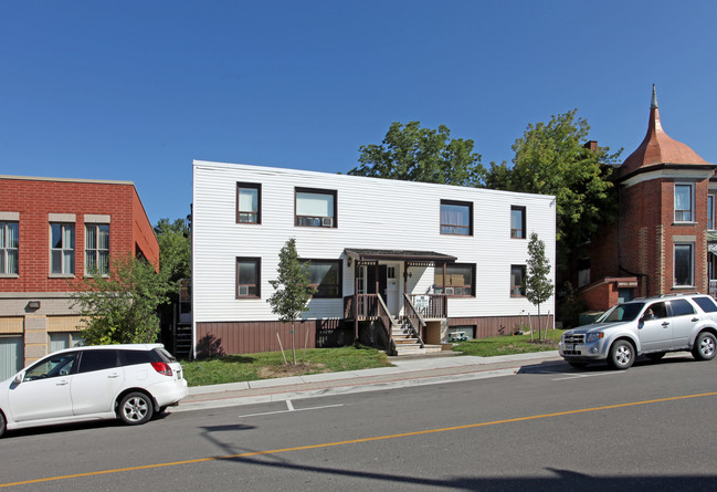 106 Old Kingston Rd in Ajax, ON - Building Photo - Primary Photo