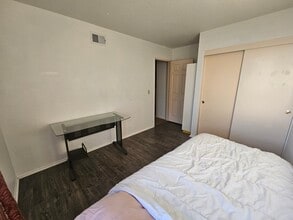 11715 Thomas Hayes Ln in San Diego, CA - Building Photo - Building Photo