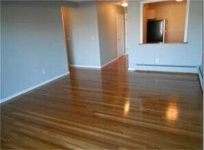 400 Savin Hill Ave in Boston, MA - Building Photo - Building Photo