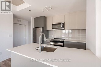 1366-1366 Carling Ave in Ottawa, ON - Building Photo - Building Photo
