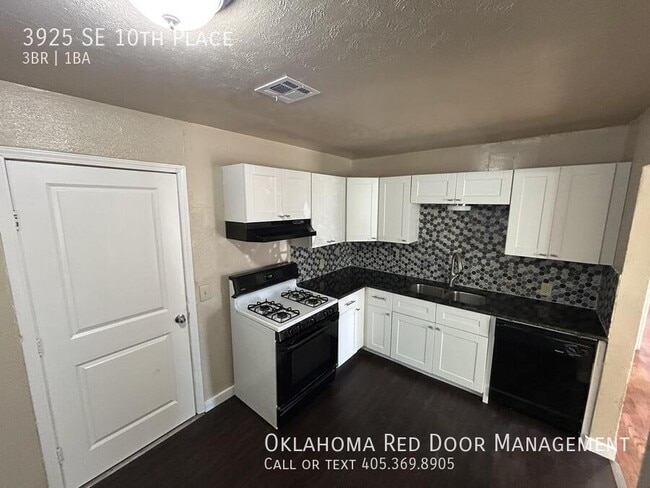 3925 SE 10th Pl in Del City, OK - Building Photo - Building Photo