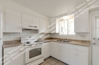 3452 N Geronimo Ave in Tucson, AZ - Building Photo - Building Photo