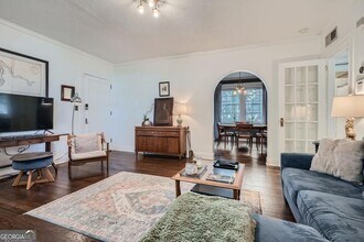2230 Peachtree Rd NW in Atlanta, GA - Building Photo - Building Photo