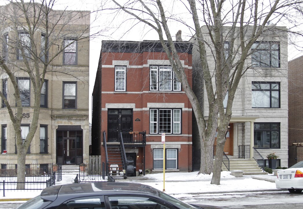 3763 N Kenmore Ave in Chicago, IL - Building Photo