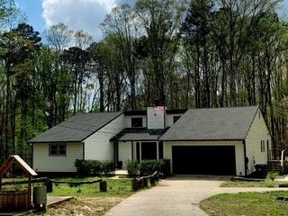 656 Hillwood Ct in Dacula, GA - Building Photo