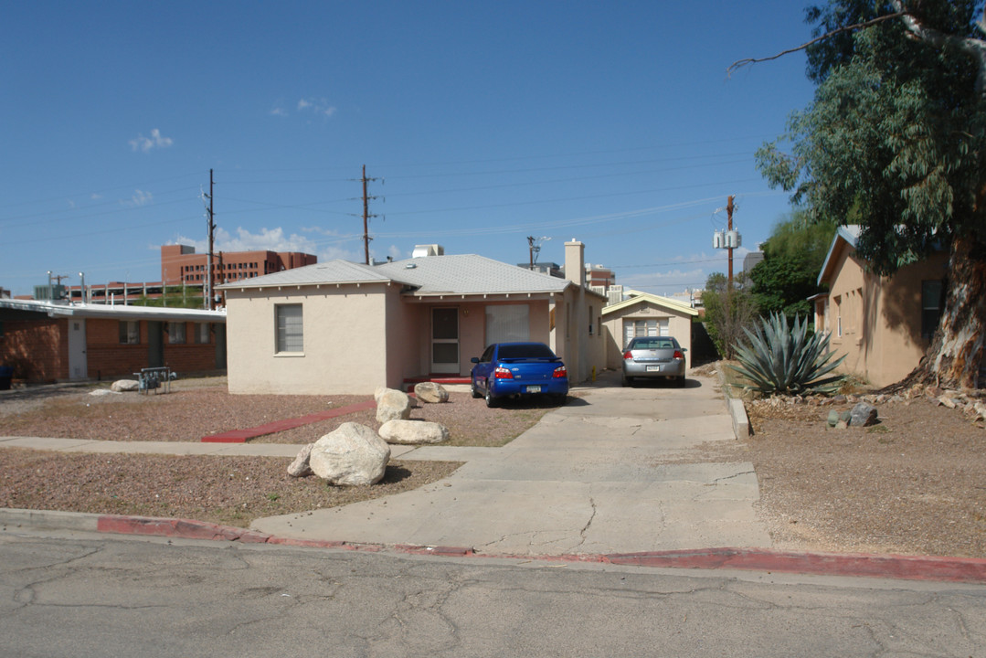 1215 E 7th St in Tucson, AZ - Building Photo