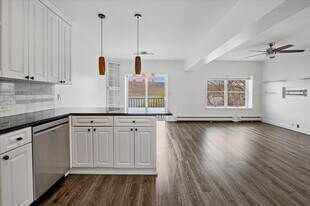 727 Warburton Ave in Yonkers, NY - Building Photo