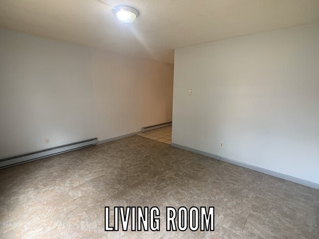 21 Indiana St in Danville, IL - Building Photo - Building Photo