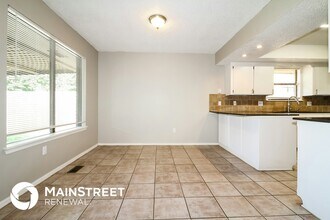 10101 Mamus Ln in Yukon, OK - Building Photo - Building Photo