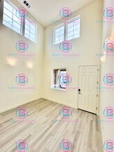 6746 Lunar Orbit Dr in Sparks, NV - Building Photo - Building Photo