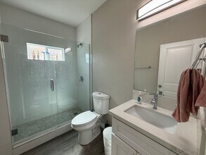 5223-5225 E Falls View Dr in San Diego, CA - Building Photo - Building Photo