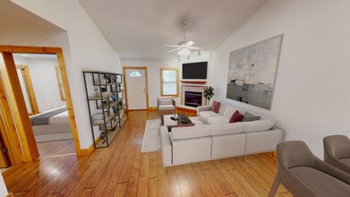 1216 W Ash St, Unit NA in Springfield, IL - Foto de edificio - Building Photo