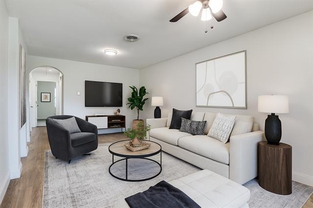 10021 Olmos Dr in Dallas, TX - Building Photo