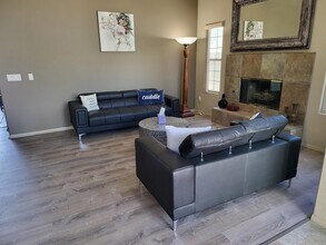 67235 Garbino Rd in Cathedral City, CA - Building Photo - Building Photo