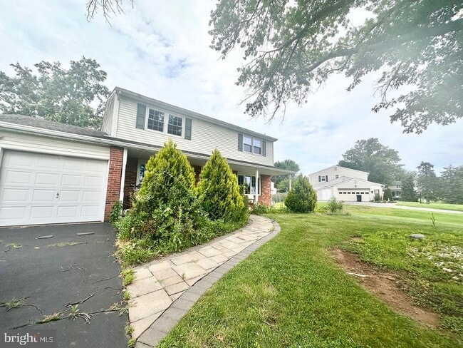 19 Gelder Dr in Southampton, PA - Building Photo - Building Photo