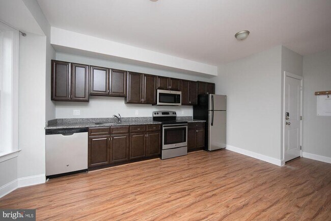 1222 N 7th St in Philadelphia, PA - Building Photo - Building Photo