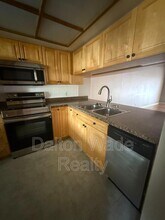 2040 Sunset Grove Ln in Clearwater, FL - Building Photo - Building Photo