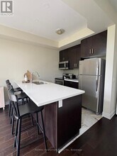 2346 Natasha Cir in Oakville, ON - Building Photo - Building Photo