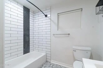 5919 W Myrtle Ave, Unit Casita in Glendale, AZ - Building Photo - Building Photo