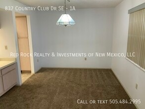 837 Country Club Dr SE in Rio Rancho, NM - Building Photo - Building Photo