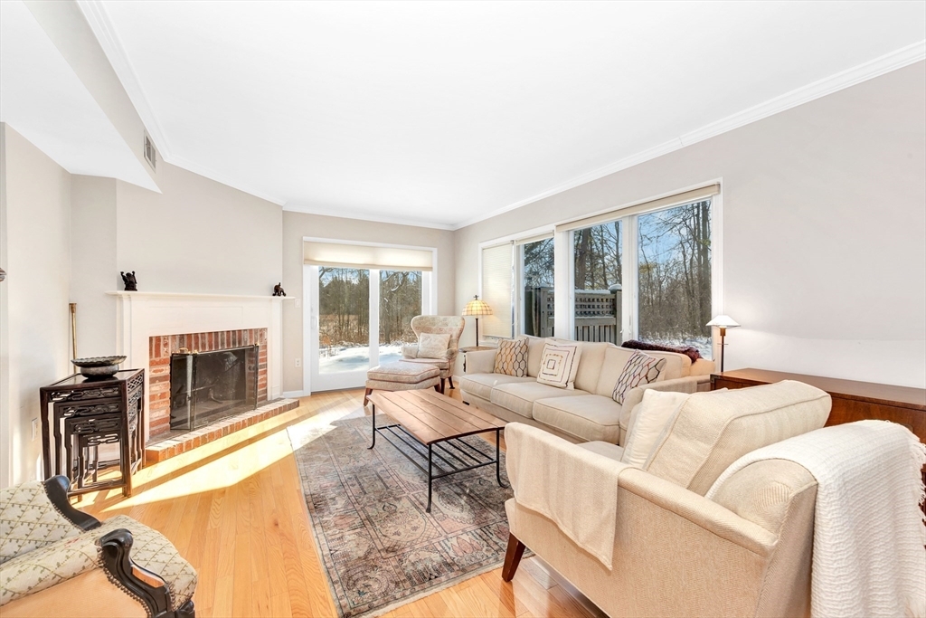 25 Drummer Boy Way in Lexington, MA - Building Photo
