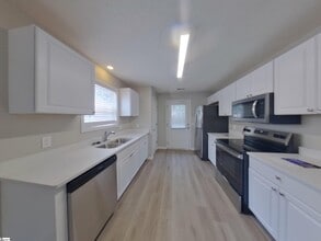 430 Clark Glen Dr in Inman, SC - Building Photo - Building Photo