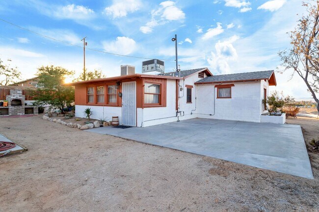 property at 73145-73129 29 Palms Hwy