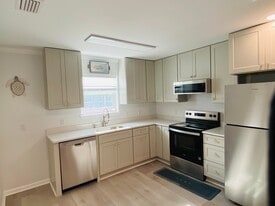 302 Penny Ct in Panama City, FL - Building Photo