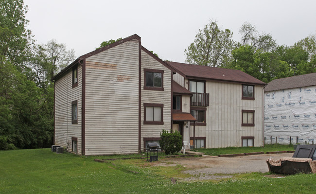 3970 Piccadilly Cir in Cincinnati, OH - Foto de edificio - Building Photo