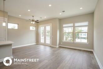 5121 Royal Heath Dr in Houston, TX - Building Photo - Building Photo
