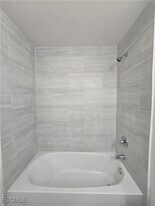 3024 Skyline Blvd in Cape Coral, FL - Building Photo