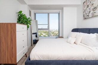 425 Massachusetts Ave, Unit SI ID1252100P in Cambridge, MA - Building Photo - Building Photo