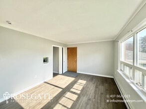 282 Ottawa St S in Kitchener, ON - Building Photo - Building Photo