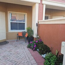 11479 NW 60th Ter in Doral, FL - Building Photo - Building Photo