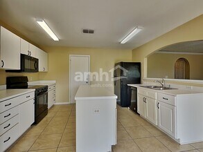 30230 Double Dr in Wesley Chapel, FL - Building Photo - Building Photo