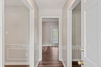 5773 Redbud Cove in Horn Lake, MS - Foto de edificio - Building Photo