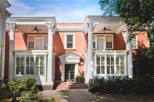 878 Briarcliff Rd NE in Atlanta, GA - Building Photo