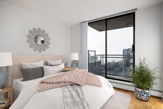 1775 Bellevue Ave in West Vancouver, BC - Building Photo - Building Photo