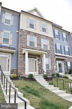 2926 Osprey Way in Frederick, MD - Building Photo - Building Photo