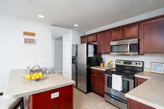 5300 Silver Mill Dr in Columbia, MO - Building Photo - Building Photo