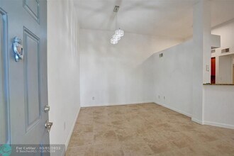 1050 Crystal Way in Delray Beach, FL - Building Photo - Building Photo