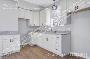 705 Burbridge St in McKeesport, PA - Building Photo