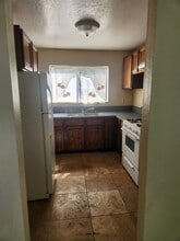 1208 Roswell Ave, Unit B in Long Beach, CA - Building Photo - Building Photo