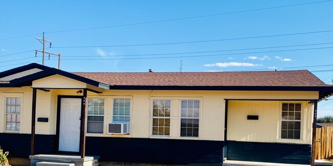 304 E 31st St, Unit 304 in Odessa, TX - Building Photo - Building Photo