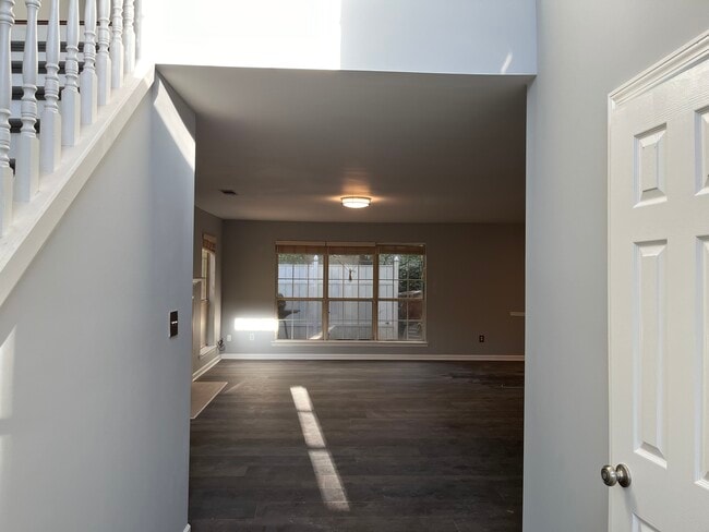 5150 Harbins Point Ln NW in Lilburn, GA - Building Photo - Building Photo